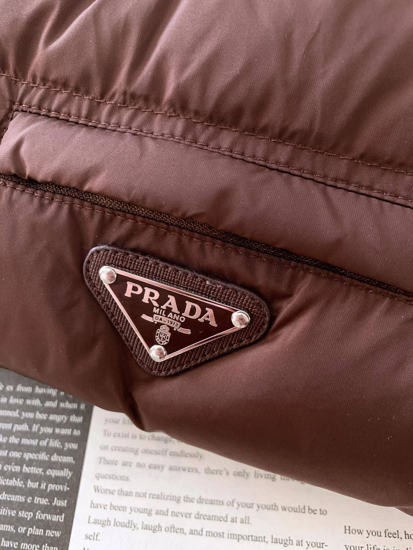 wg.luxury-- Pr141 Re-Nylon 2colour item: E-F443J1624-2H